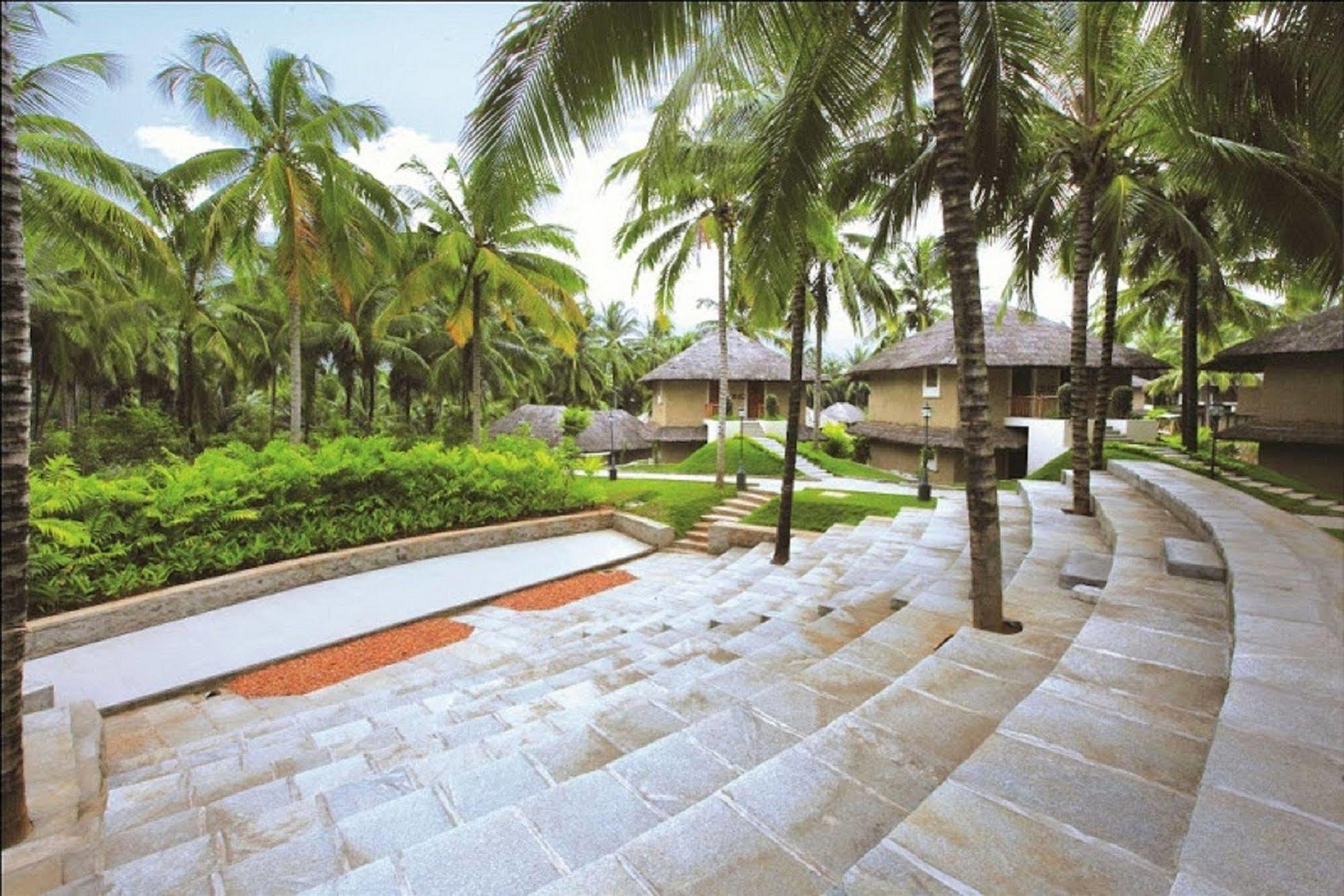 Coco Lagoon By Great Mount Pollachi Luaran gambar