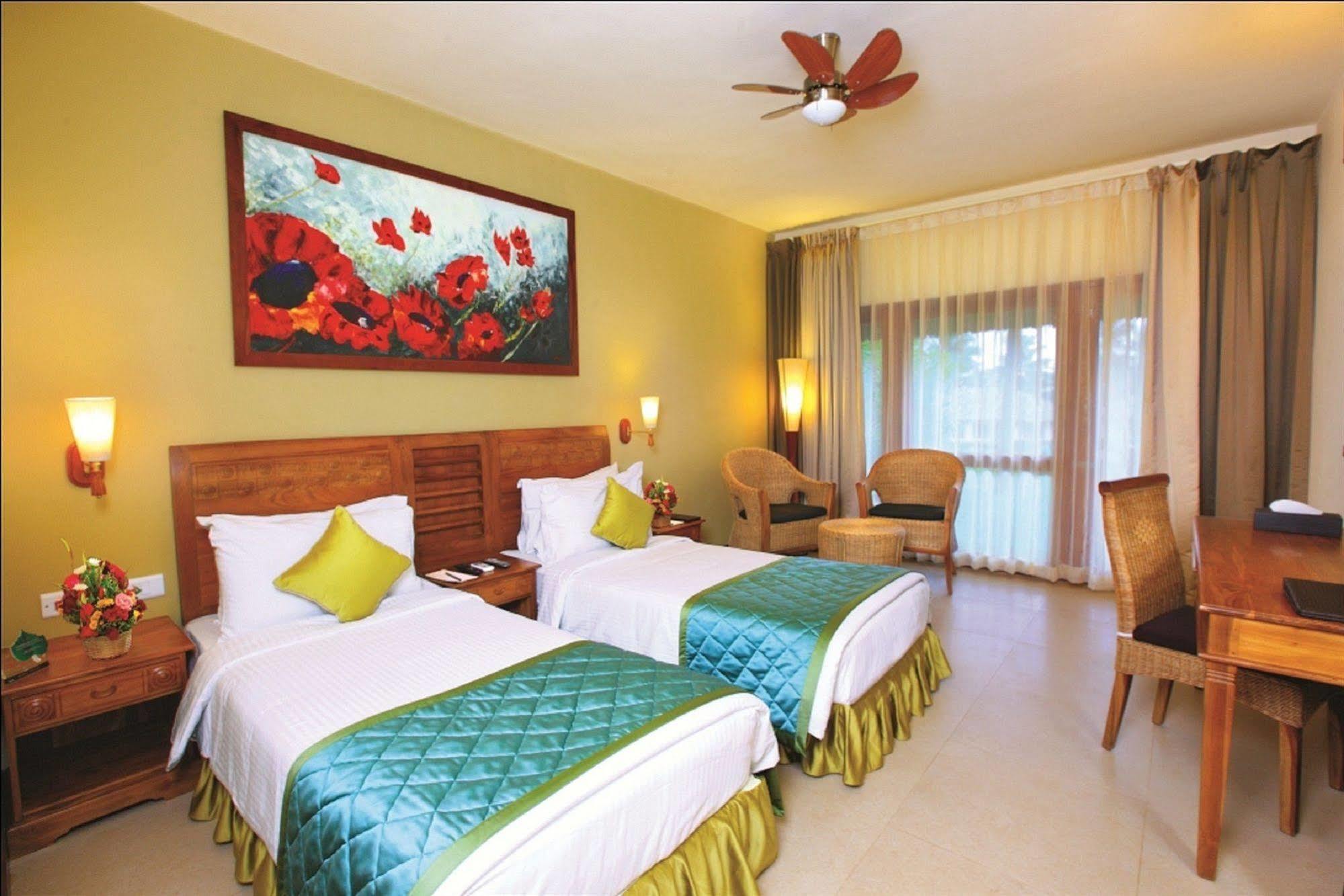 Coco Lagoon By Great Mount Pollachi Luaran gambar